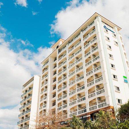 Best Western Okinawa Kouki Beach Наго Екстериор снимка