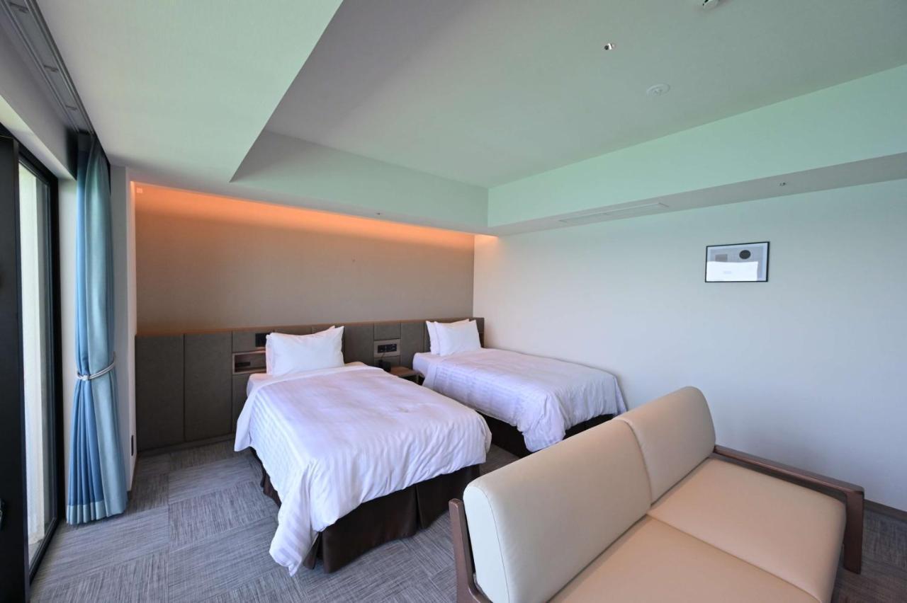 Best Western Okinawa Kouki Beach Наго Екстериор снимка