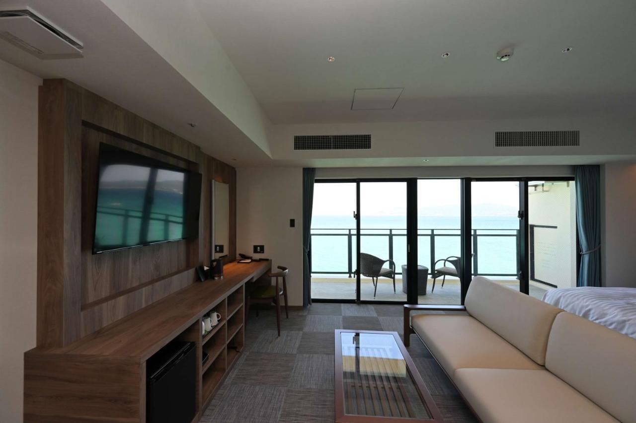 Best Western Okinawa Kouki Beach Наго Екстериор снимка